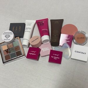 Makeup Sample Bundle
